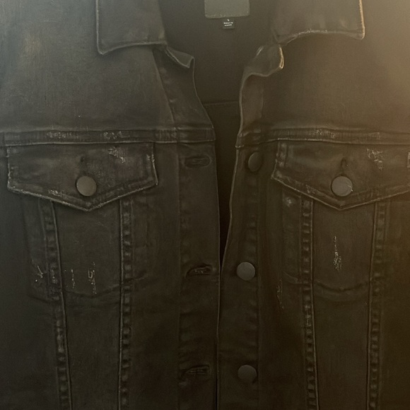 Black distressed Jean jacket - Picture 5 of 6